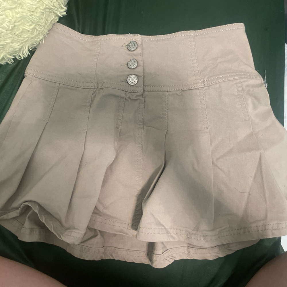 Vanilla Star Cream Shorts